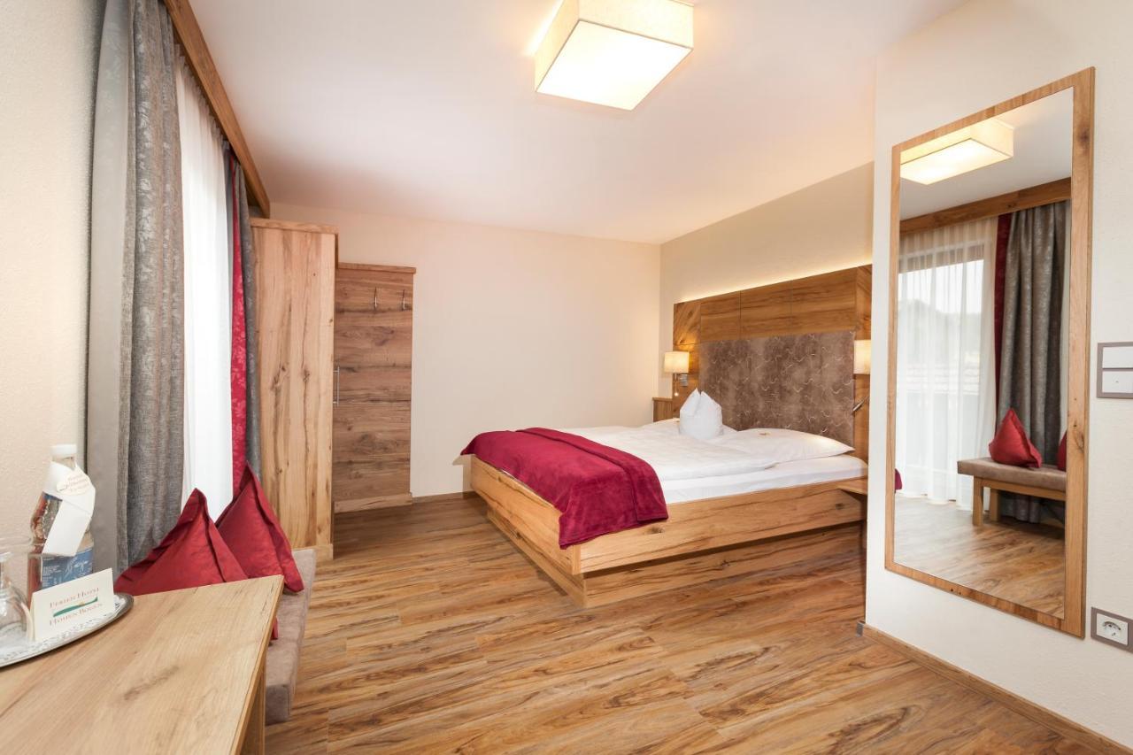 Genusshotel Hohenbogen Neukirchen beim Heiligen Blut Extérieur photo