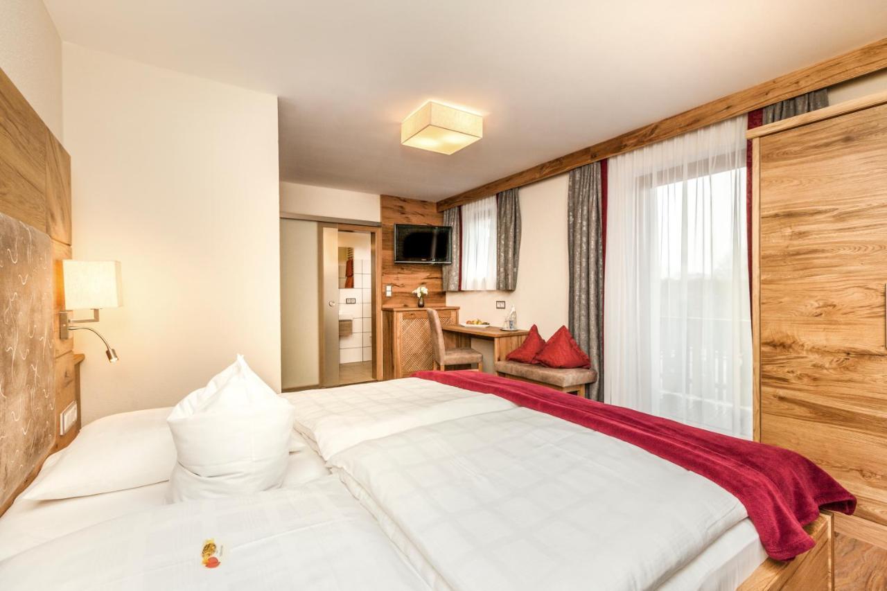 Genusshotel Hohenbogen Neukirchen beim Heiligen Blut Extérieur photo